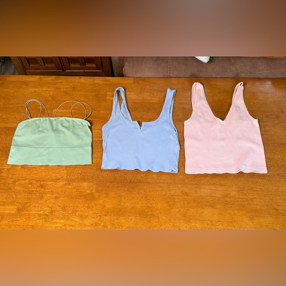 Three Women’s Ribbed Cropped Tank Top Various Brands Size M